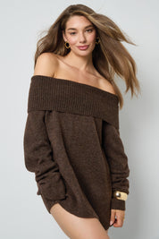 Off the shoulder basic sweater